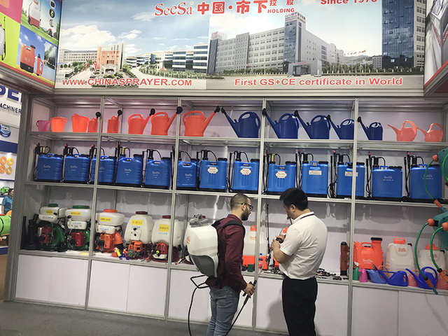 Sprayer ɔyɛkyerɛ ho ɔyɛkyerɛ .